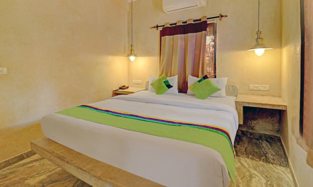 Treebo Morjim Banyan Resort Zewnętrze zdjęcie